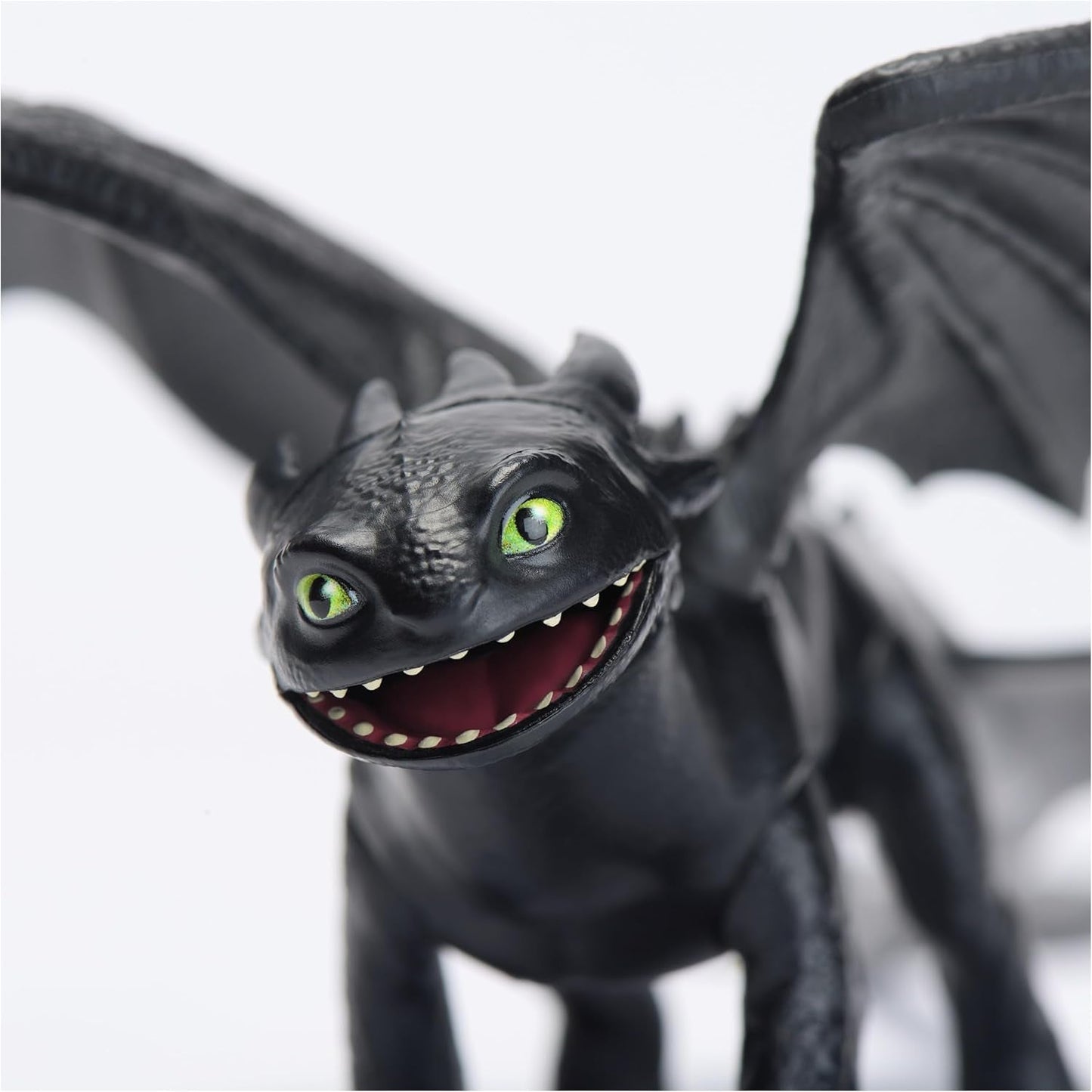 Dreamworks Jak wytresować smoka Długość 22 cm Podstawowy smok Bezzębna figurka zabawka dla dzieci w wieku 4+ Figurki Naty Shop