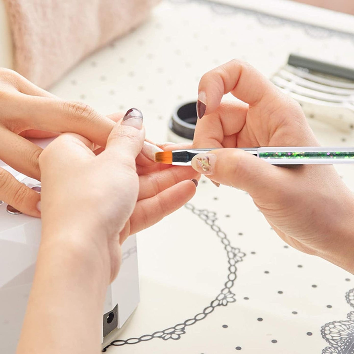 Zestaw 6 Stück Nagel Pinsel, Doppel-Ende Nageldesign Pinsel, Akryl Nail Art Zestaw Pinsel Nail Art Liner Pinsel Narzędzie do kropkowania dla DIY Nail Art Design (Mit 1 Schwammbürste)