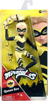 Bandai - Cudowna Biedronka - Lalka Marinette Zmiana koloru Niespodzianka - Przegubowa lalka Cudowna, 26 cm + 3 niespodzianki - Losowy model - P50390 Dolls Naty Shop Queen Bee
