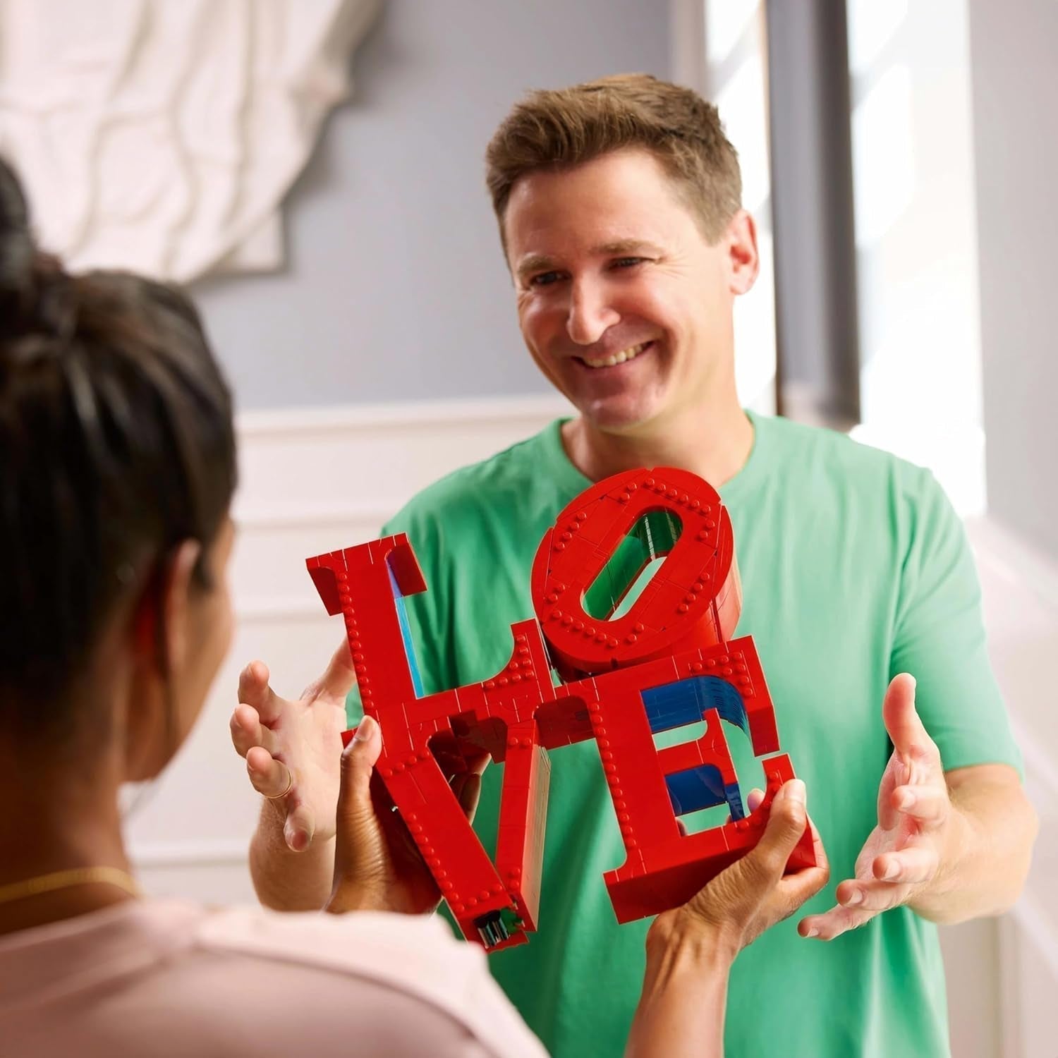 Zestaw LEGO Art Love do budowania dla dorosłych Dekoracja wnętrz Prezent na Walentynki i Dzień Matki dla kobiet i mężczyzn Twórcze zajęcia dla miłośników sztuki i projektowania 31214 Zestawy do budowania Besuche den LEGO-Store