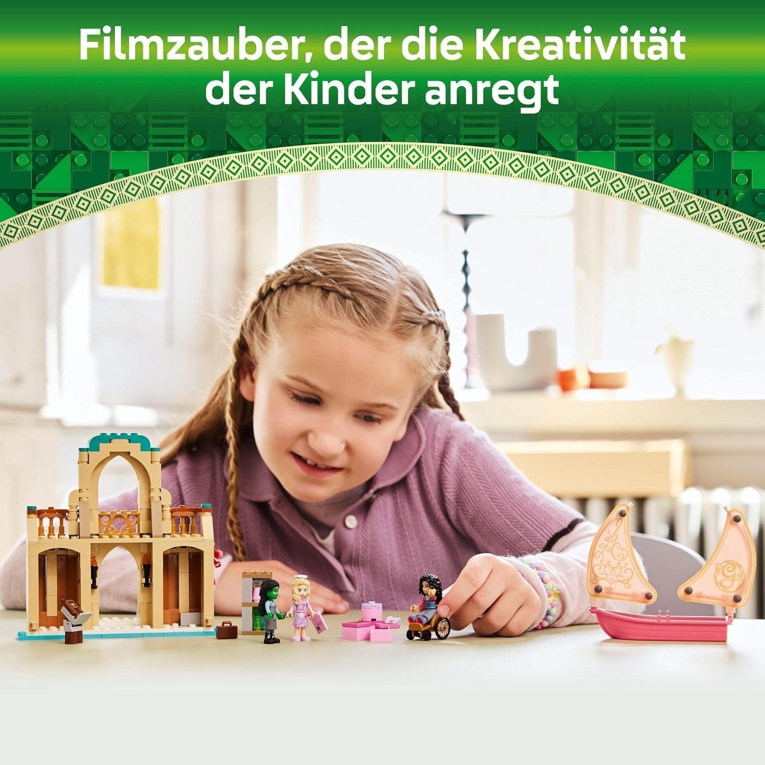 LEGO Wicked Glinda, Elfaba i Nessarose na żaglówce Uniwersytetu Shiz i 3 figurkach łódki Prezent dla dziewcząt i chłopców od 7. roku życia Miłośnicy domków dla lalek 75681 Zestawy do budowania Besuche w sklepie LEGO
