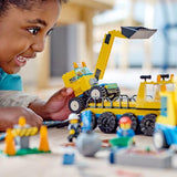 LEGO 60391 Miejskie pojazdy budowlane i dźwig wyburzeniowy, koparka, wywrotka i pojazd transportowy, zabawka edukacyjna dla dzieci w wieku od 4 lat i więcej Zestawy do budowania Besuche den LEGO-Store