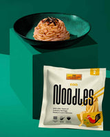 LEE KUM KEE Egg Noodles - Asian Egg Noodles, klasyka do dań z woka i zup, makaron półwytrawny, gotowy w 3 minuty, dwie porcje w opakowaniu, opakowanie zbiorcze 6 x 180g