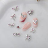 Luxus Rosa Diamant Nagel Charms 3D Butterfly Nail Art Charms Kokarda Charms do paznokci Y2K Heart Charms Nägel Zubehör Schmetterling Herz Schleife Nageldesign Edelsteine ​​​​Strasssteine ​​Glitzersteine ​​​​Nagelschmuck