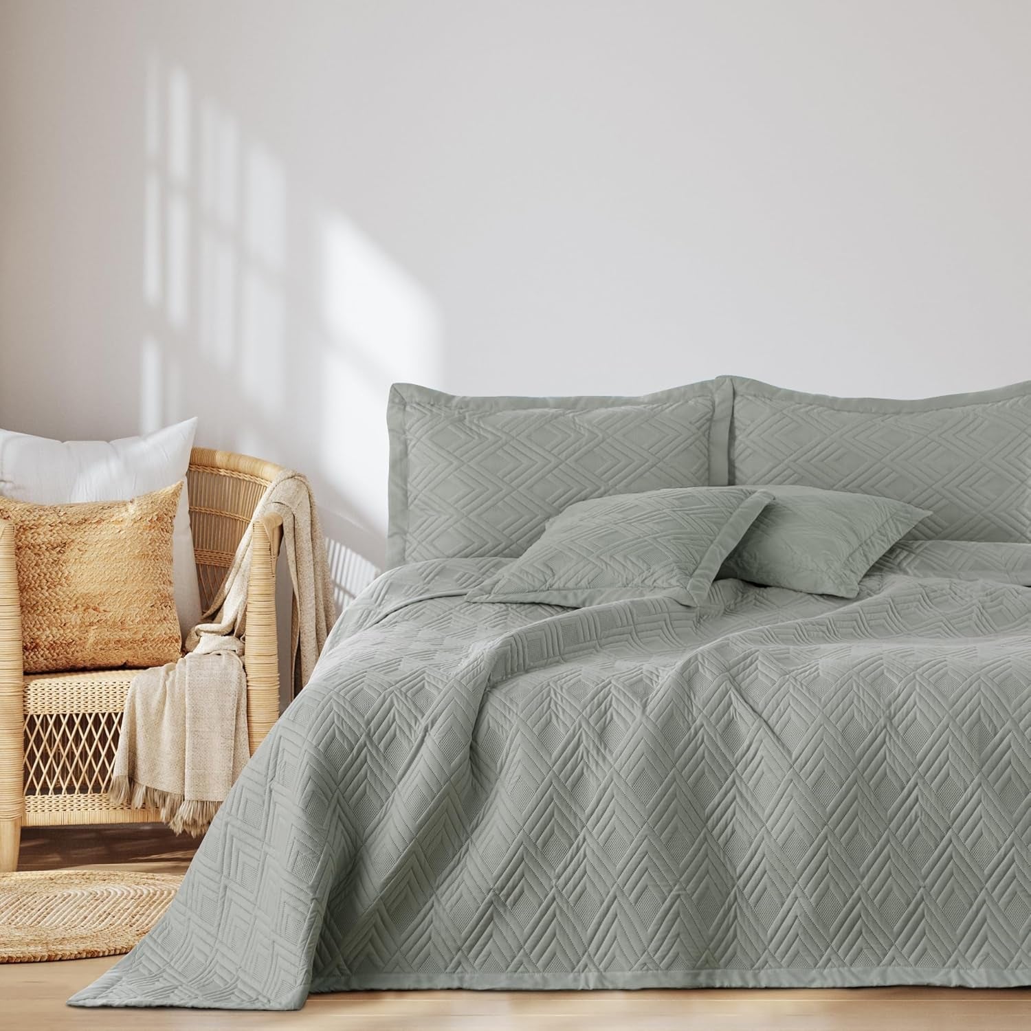 Ameliahome Narzuta 170X210 cm Dwustronna narzuta Pikowanie ultradźwiękowe Poliester Ofelia Ciemnozielone Łóżka i koce Besuche den AmeliaHome-Store Ofelia Szary 260X280 cm