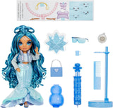 Rainbow High Winter Wonderland - Skyler (niebieski) - 28 cm ukryta magiczna lalka gromadząca wodę w śniegu z zestawem bałwana, odpowiednia dla dzieci w wieku 4–12 lat i kolekcjonerów Naty Shop Dolls