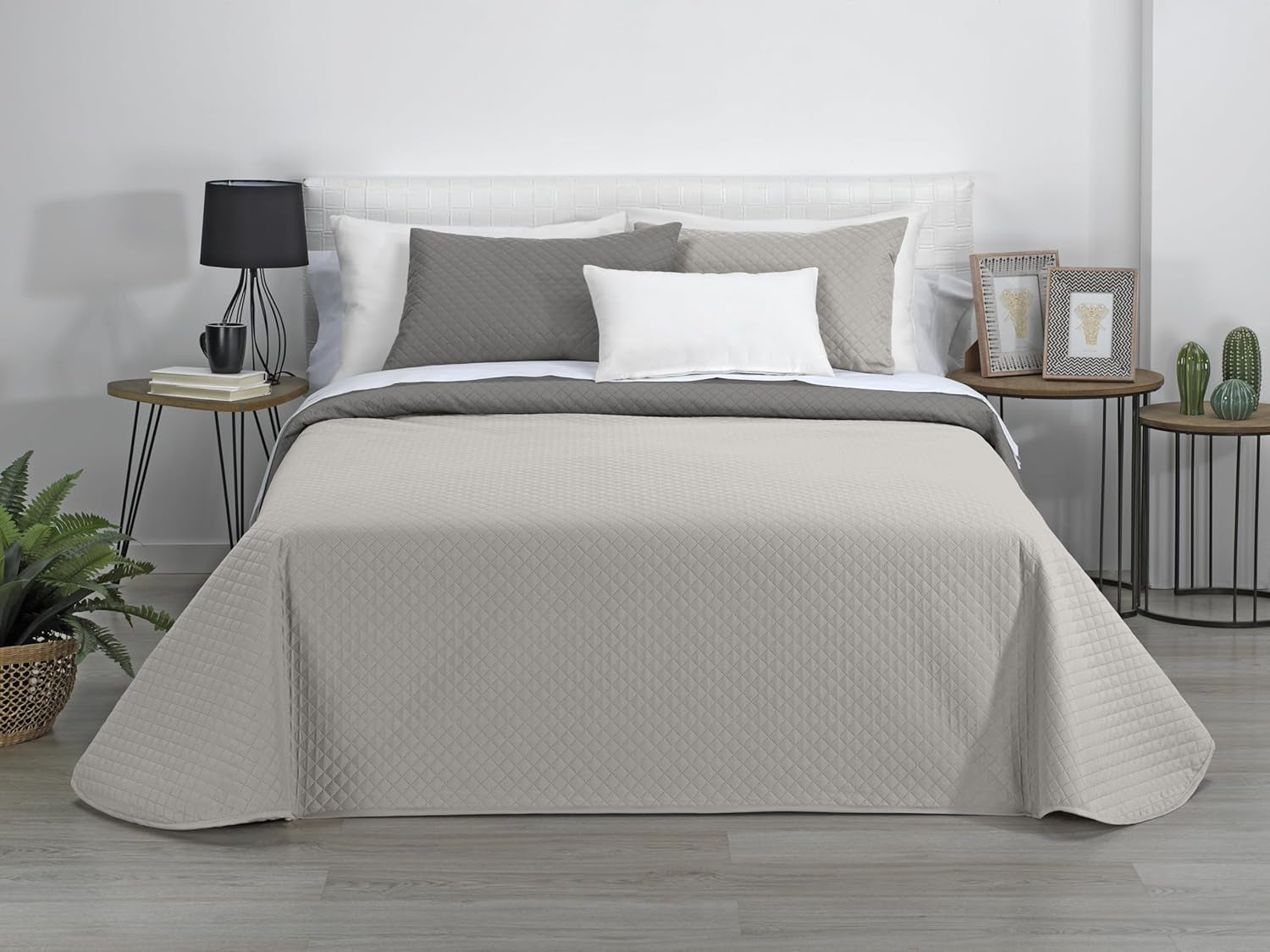 AVA | Dwustronna kołdra butikowa | Na wszystkie pory roku | Kolor - Beżowy/Taupe | Do łóżka 140/150/160 cm. łóżko. (250 x 270 cm. Ancho X Alto) | Kołdra pikowana Kołdry i kołdry Naty Shop