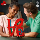 Zestaw LEGO Art Love do budowania dla dorosłych Dekoracja wnętrz Prezent na Walentynki i Dzień Matki dla kobiet i mężczyzn Twórcze zajęcia dla miłośników sztuki i projektowania 31214 Zestawy do budowania Besuche den LEGO-Store