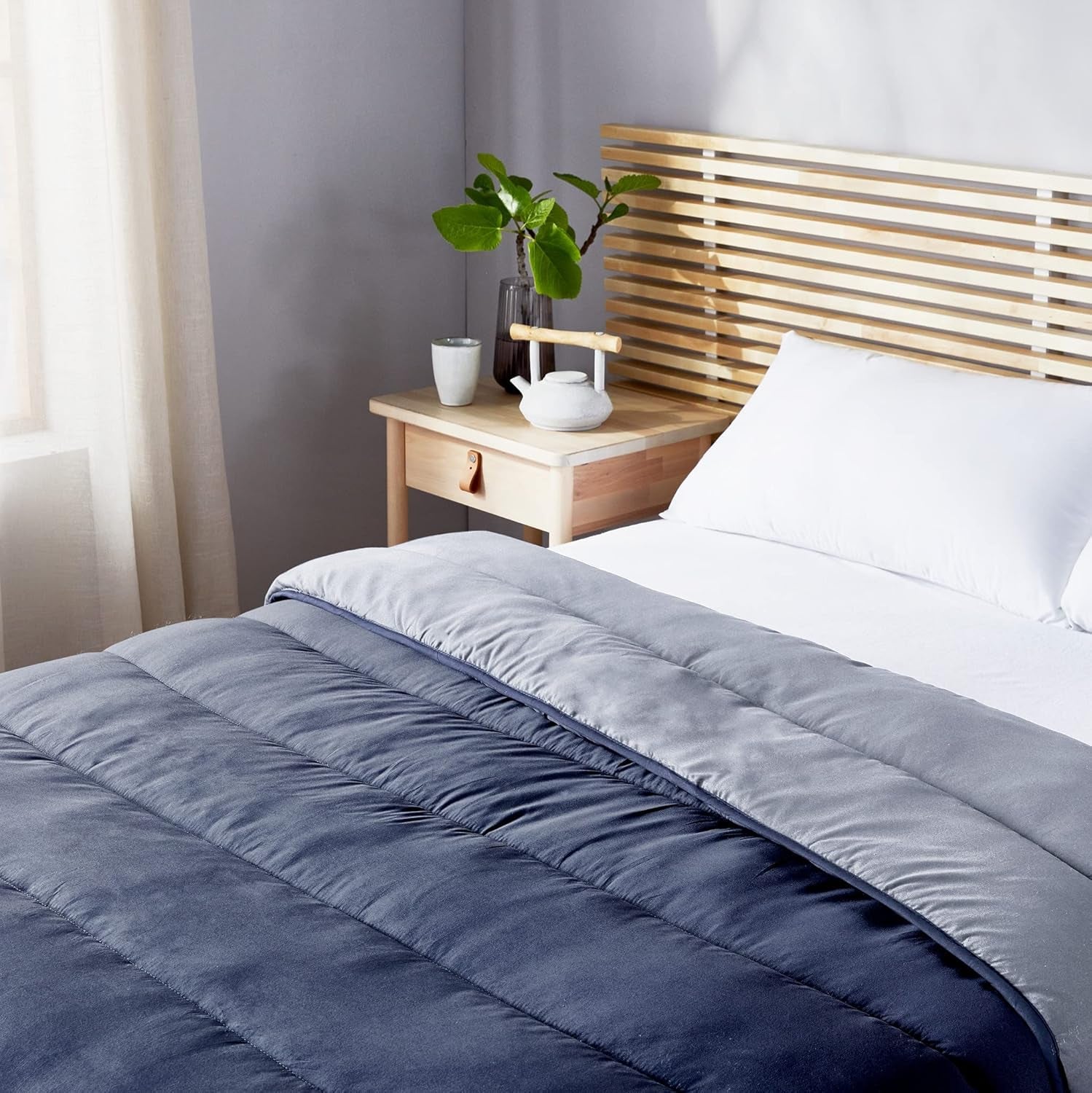 Pikolin Home - Dwustronna kołdra 300 G - Nordic dwukolorowe wypełnienie - Do łóżka 90 - wygodna, ciepła, oddychająca, granatowa, 140 X 200 cm Kołdry i kołdry Naty Shop
