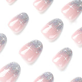 24 szt. French Press On Nails Krótkie błyszczące srebrne wzornictwo Owalne sztuczne paznokcie Klej na akrylowych błyszczących paznokciach Fałszywe paznokcie dla kobiet dziewczyn