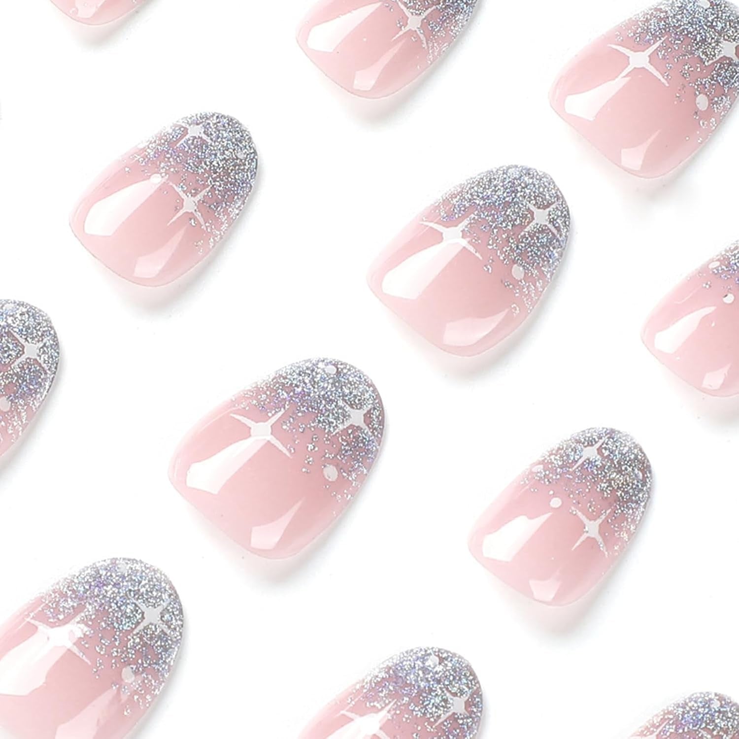24 szt. French Press On Nails Krótkie błyszczące srebrne wzornictwo Owalne sztuczne paznokcie Klej na akrylowych błyszczących paznokciach Fałszywe paznokcie dla kobiet dziewczyn