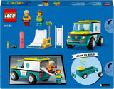 LEGO City Karetka i snowboardzista, zestaw karetki pogotowia z samochodzikiem i 2 minifigurkami, figurka snowboardzisty i ratownika medycznego, pomysłowy prezent dla chłopców i dziewcząt od 4 lat 60403 Zestawy do budowania Besuche den LEGO-Store