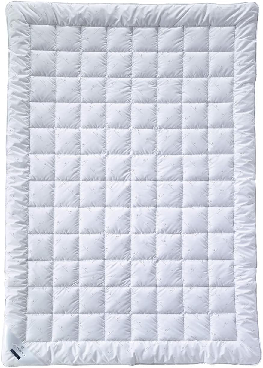 Kołdra Billerbeck E21 King Fibre - Wyrafinowana kołdra z włókna Aloe Vera - 135 x 200 cm Kołdra całoroczna o średnim cieple, biała Naty Shop Kołdry i kołdry Pojedyncze 135 x 200 cm 4 - Pory roku (Sl + M W+)