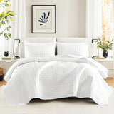 Zestaw kołder Comfort Spaces Kienna, luksusowe podwójne szwy, koc letni, lekki, miękki, pościel całoroczna, dopasowana poszewka na poduszkę, biały, koc na łóżko king size (264,2 x 228,6 cm), kołdry i kołdry Naty Shop Garden White/Bogate Quilt King/Cal King (104"X90")