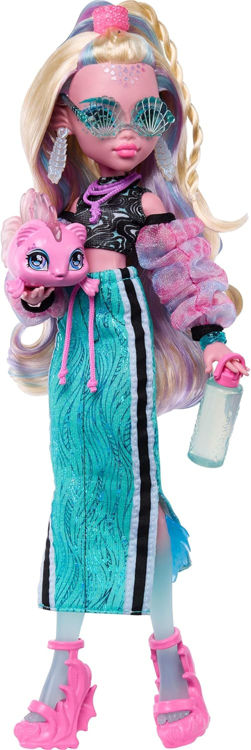 Lalka Monster High Lagoona Blue Neptuna Fish z krótkim topem i sportową spódnicą Maxi z 7 akcesoriami, w tym okularami przeciwsłonecznymi w kształcie muszli, przekąską i torbą, JHK33