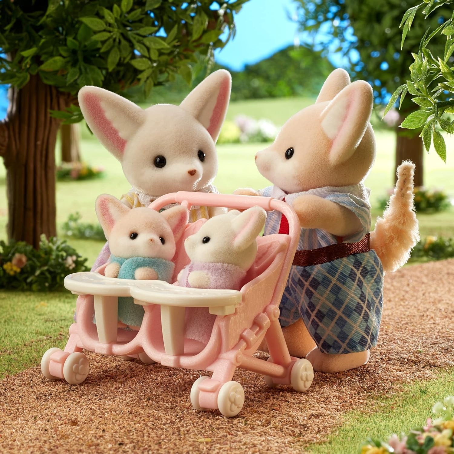 Sylvanian Families L5696 Rodzina lisów pustynnych