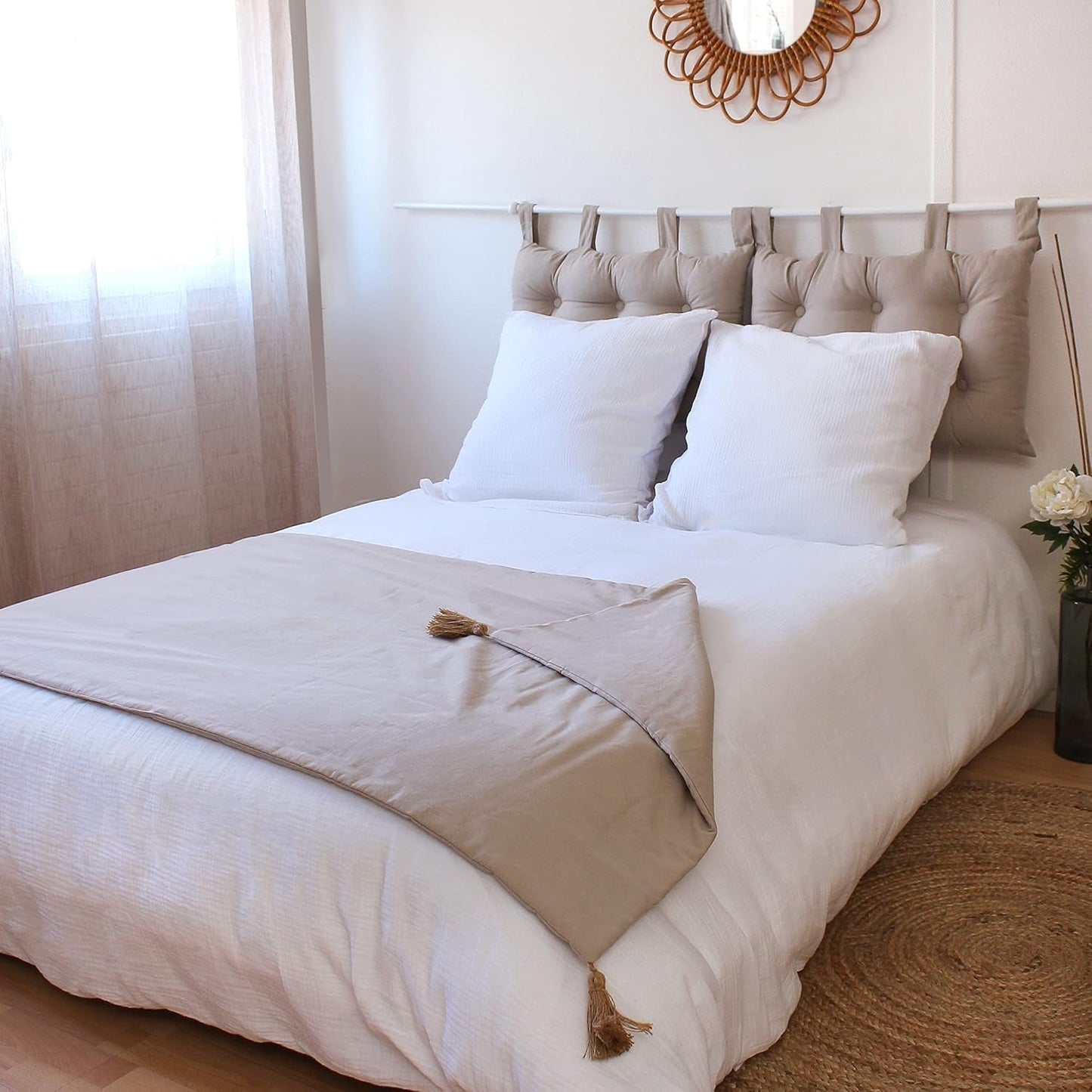 Koc Enjoy Home, beżowy, naturalny, z 4 pomponami z juty, 90 x 190 cm, 100% bawełna, certyfikat Oeko-Tex, kolekcja Panama Koce i kołdry Naty Shop