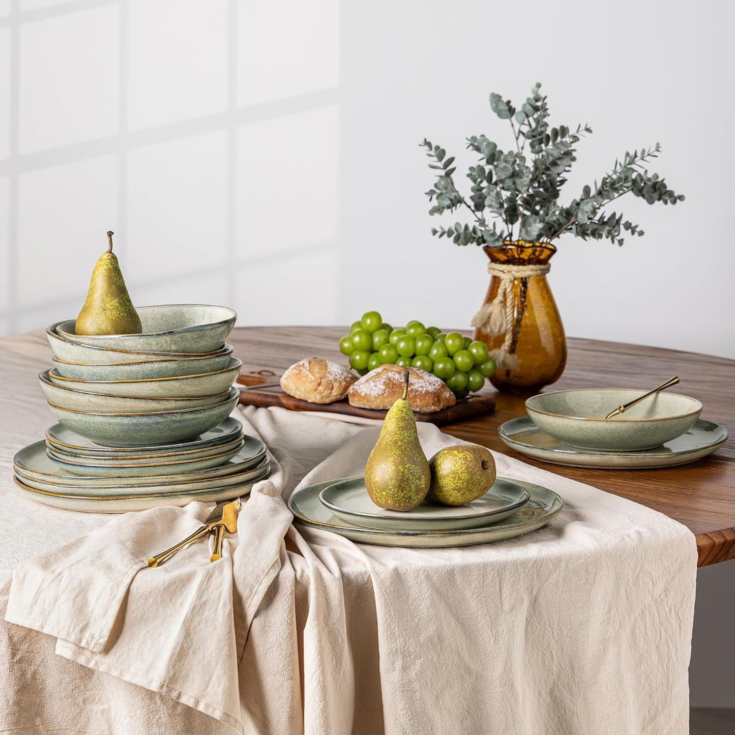 GBhome Zestaw ceramicznych naczyń obiadowych dla 6 osób 24-częściowy zestaw z glazurą reaktywną Ręcznie robiony zestaw misek i talerzy do kuchenki mikrofalowej i mycia w zmywarce Desret Sage GDW007GY-24P-EU