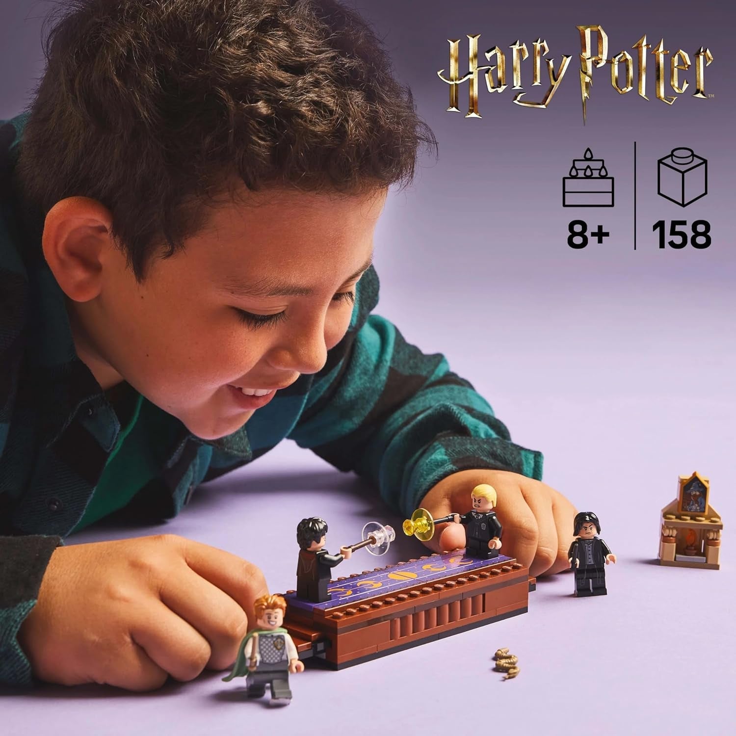 LEGO Harry Potter Zamek Hogwart: zestaw do budowania Klubu Pojedynków z 4 minifigurkami w zestawie. Draco Malfoy, Gilderoy Lockhart i Severus Snape, zestaw Z funkcją Dla chłopców i dziewcząt w wieku od 8 lat 76441 Zestawy do budowania Besuche den LEGO-Store
