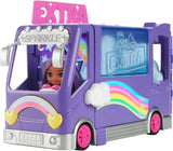 Lalka Barbie Extra Mini Minis, Lalka Extra Mini Minis z dodatkowym brokatowym vanem turystycznym, w tym kosmetyczka i akcesoria do pokazów, prezent dla dzieci, zabawka dla dzieci w wieku od 3 lat, HKF84