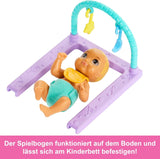 Lalka Barbie Skipper i domek do zabawy z akcesoriami, w tym bliźniacze lalki, 1 łóżeczko, 1 huśtawka, 1 bujak i inne elementy, HXM99