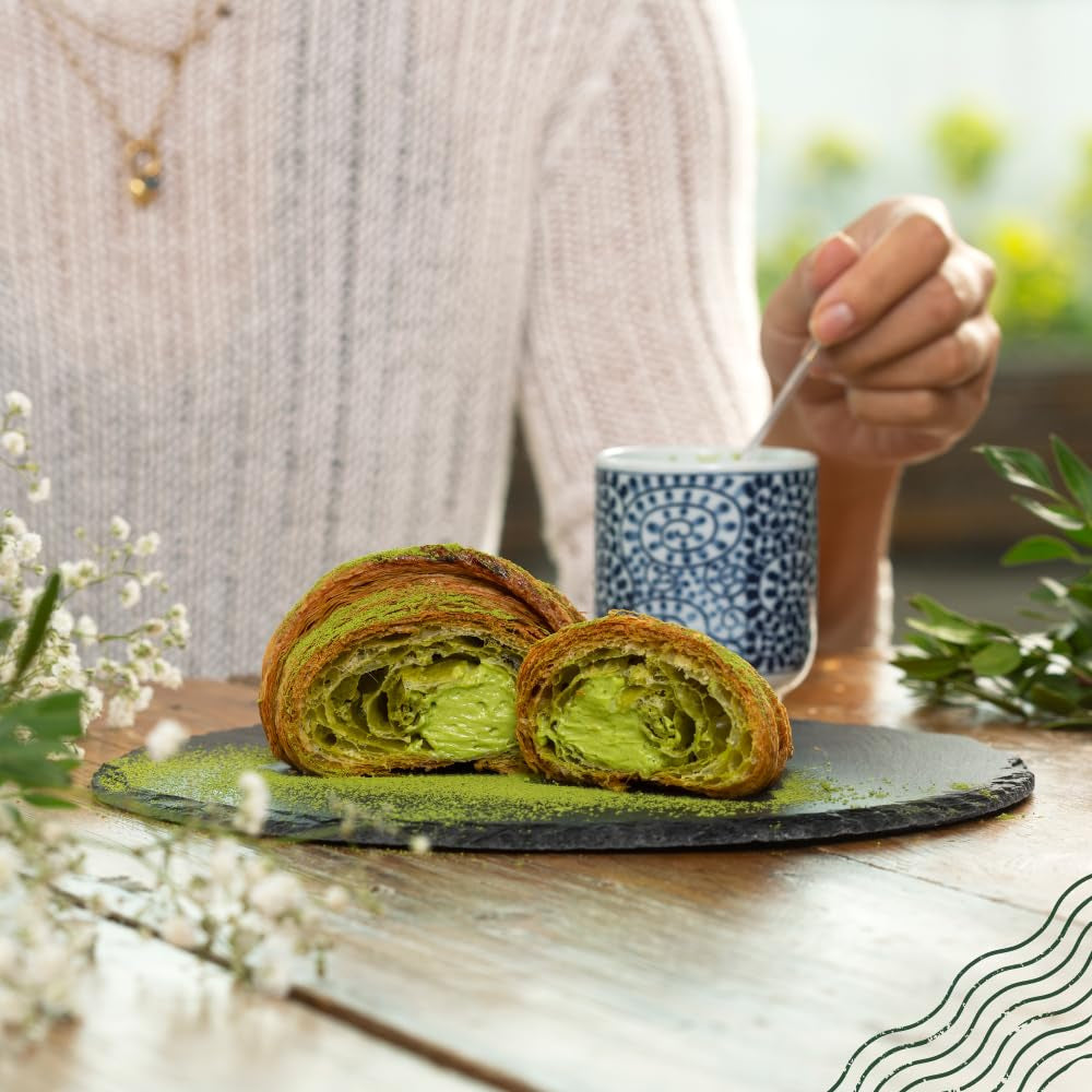 Naturalebio BIO Herbata zielona w proszku 100 g. Do gotowania i pieczenia. Oryginalna japońska matcha. Zielona herbata z Japonii, wegańska, bezglutenowa i bez GMO. Naturalny produkt organiczny.