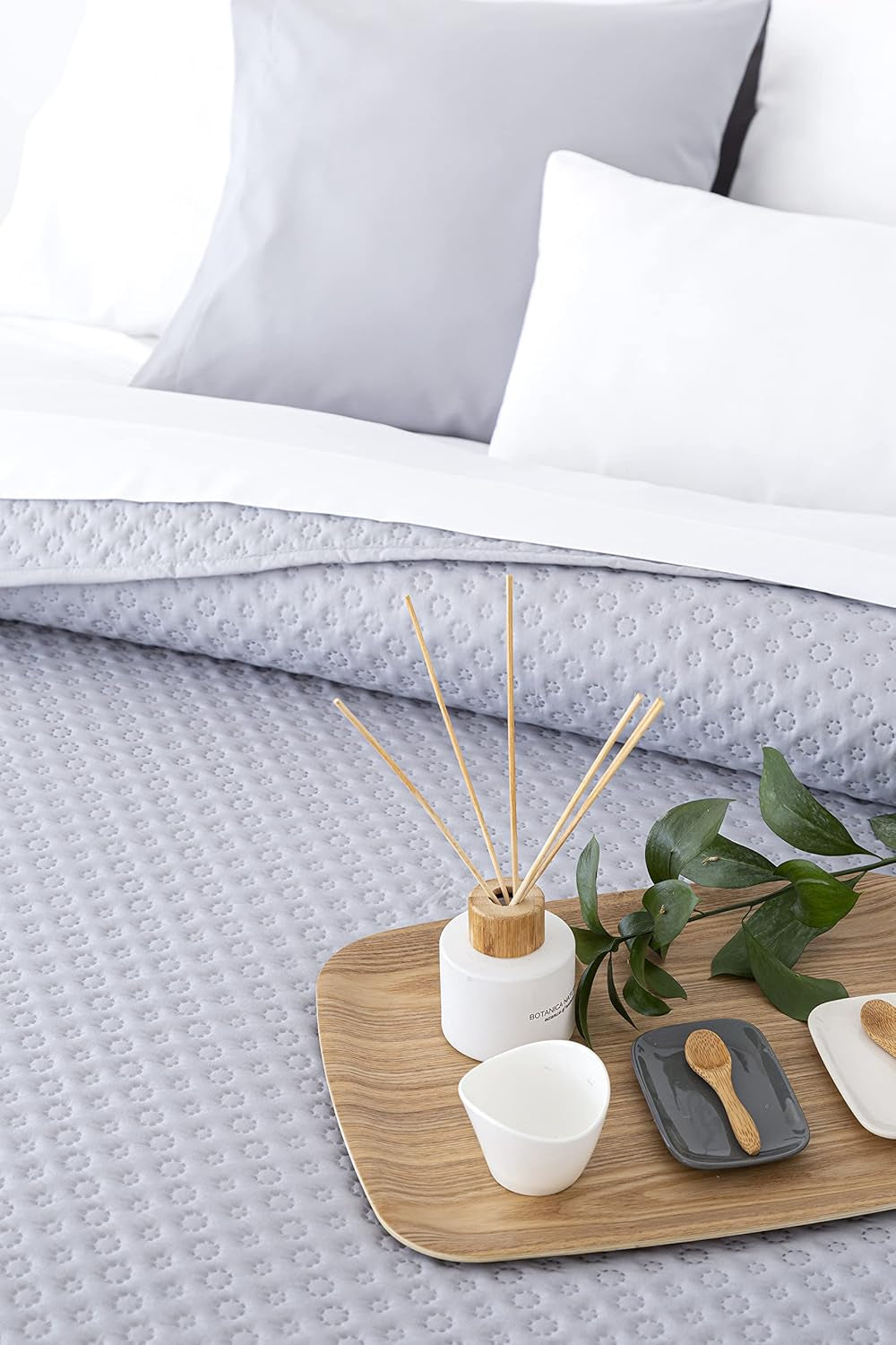 Todocama Fine Boutique narzuta ze wzorem piqué, na wiosnę, lato, jesień i zimę, 100% super miękka mikrofibra, wielofunkcyjny koc, 140/150/160-250 X 260 cm, jasnoszary Łóżka i koce Beuche den Todocama-Store