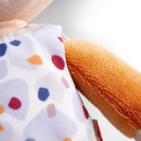 Lalka HABA Malou - miękka lalka o wysokości 30 cm do zabawy i przytulania - Miękkie i zmywalne materiały - Idealna alternatywa dla pluszowych lalek - Odpowiednia dla dzieci od 1,5 roku - 2010818001