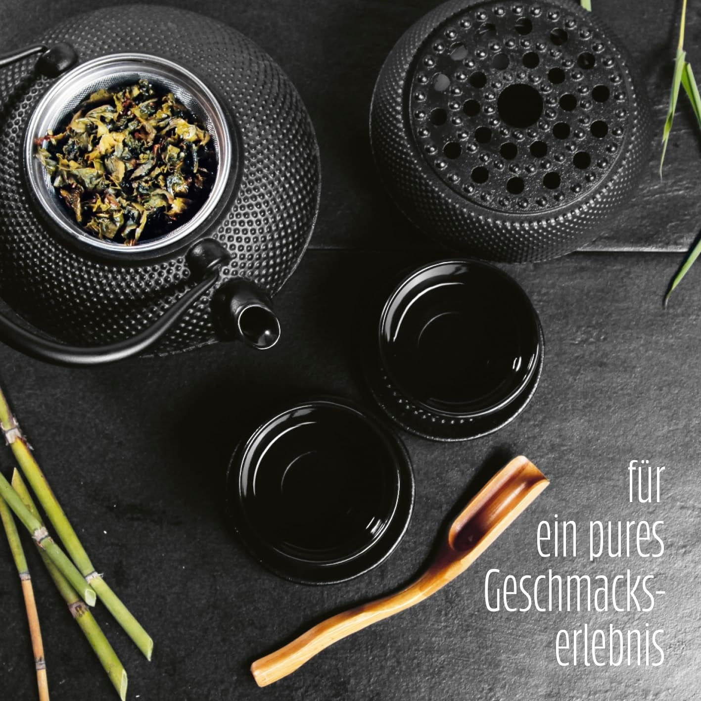 Lumaland 8-częściowy zestaw do herbaty | Żeliwny czajniczek Tetsubin o pojemności 1,4 litra | Grzejnik żeliwny | 2 filiżanki i 2 spodki | Japoński zestaw do herbaty składający się z bambusowej miarki i zaparzacza ze stali nierdzewnej