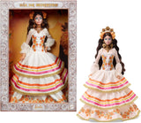Lalka Barbie Signature Day of the Dead 2025 Figurka kolekcjonerska w kremowej sukience z falbankami, nagietkami i kokardkami, kwiatową koroną we włosach i farbą do twarzy Calavera, JBJ05