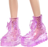 Mattel Hello Kitty GWW98 - Sanrio Badtz-Maru Figur und Jazzlyn Puppe (ok. 25,4 cm) z klejem i akcesoriami, langem lila Haar i modnym strojem, tolles Geschenk für Kinder ab 3 Jahren