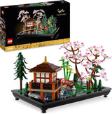 Lego Icons Garden Of Silence - Zestaw botaniczny dla dorosłych Zen z kwiatem lotosu - Konfigurowalna dekoracja biurka inspirowana kuchnią japońską - Prezent dla kobiet i mężczyzn 10315 Zestawy do budowania Besuche den LEGO-Store Garden