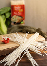 Bamboo Garden - Pałeczki z makaronem ryżowym Pad Thai, Do tradycyjnych dań z makaronem, takich jak Pad-Thai, Wegańskie, 1 x 300g (wzór opakowania może się różnić)