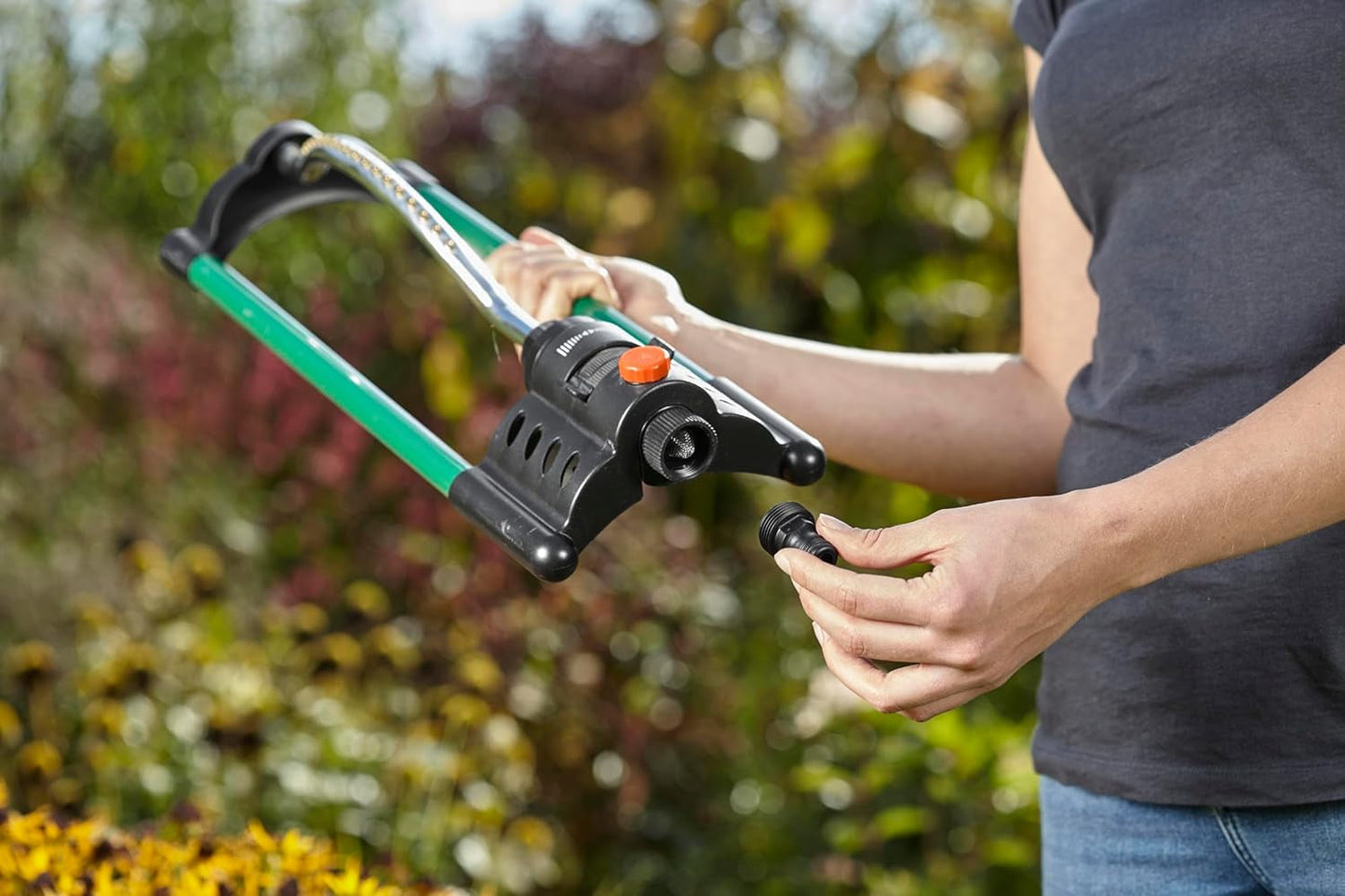 Adapter do urządzeń Gardena: Podłączenie do oryginalnego systemu Gardena do urządzeń nawadniających z gwintem wewnętrznym, odpowiedni do gwintu 26,5 mm (G 3/4"), w pudełku (2921-20), czarny