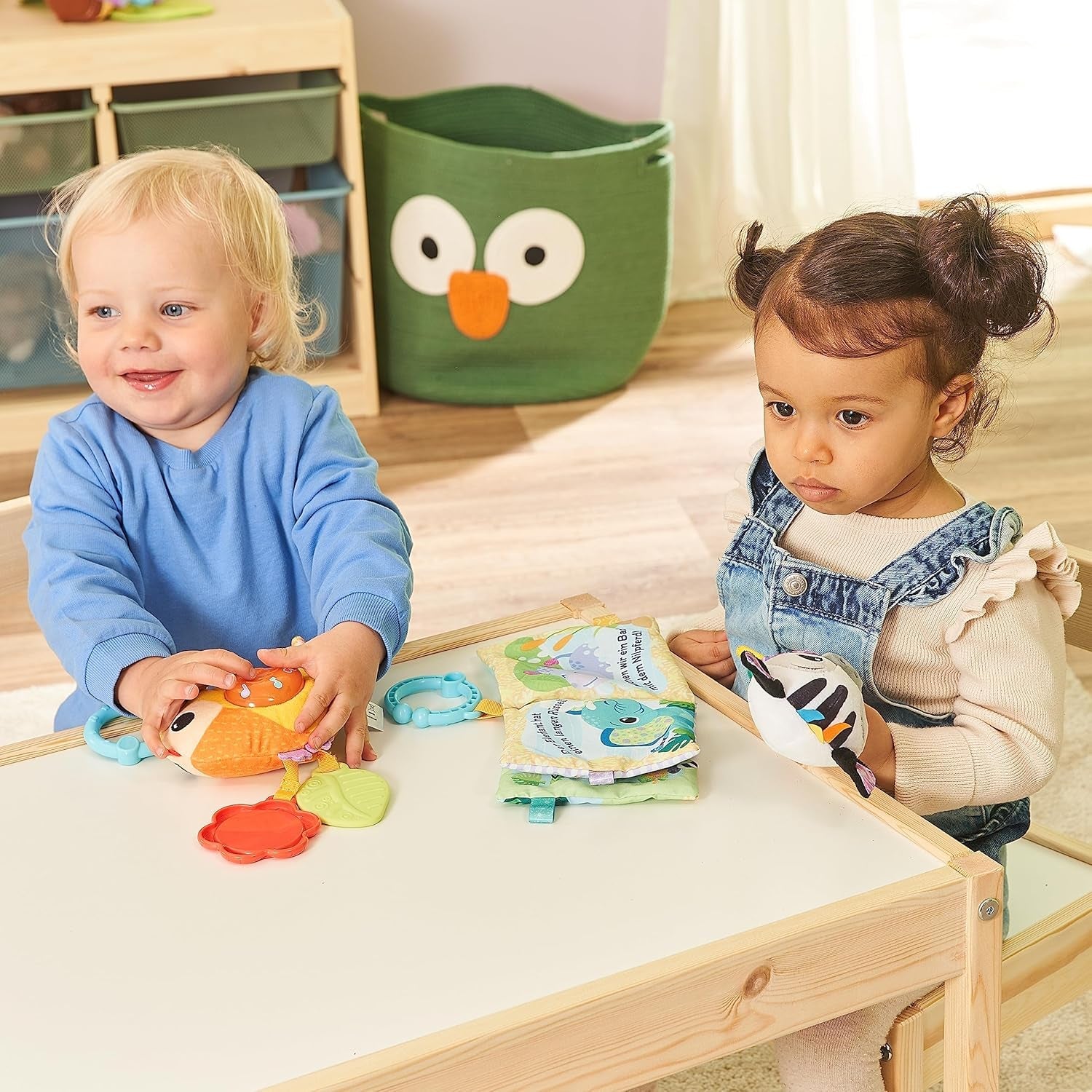VTech Baby - Zestaw upominkowy dla przyjaciół zwierząt dziecka - Zestaw zabawek z książeczką z tkaniny, śpiewającym ptakiem i grzechotką zebry - dla dzieci w wieku 0-24 miesięcy Naty Shop