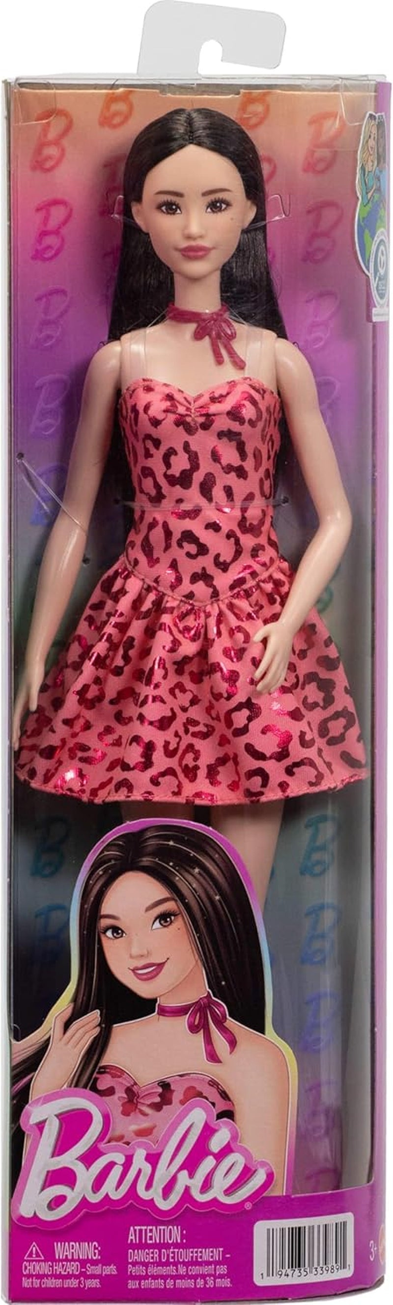 Lalka Barbie Fashionistas nr. nr 246 w różowej sukience w panterkę bez ramiączek, z czarnymi włosami i dodatkami, takimi jak naszyjnik z kokardką i buty, JJN59