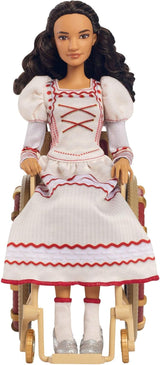 Mattel Wicked Nessarose Fashion Doll i akcesoria, w tym wózek inwalidzki, z kręconymi brązowymi włosami, różnymi pozami i odpinaną suknią balową, HXY36