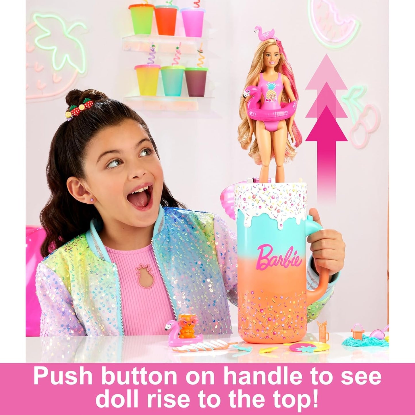 Zestaw upominkowy BARBIE Pop Reveal Rise & Surprise — ponad 15 niespodzianek, w tym 1 lalka Barbie, akcesoria plażowe zapewniające wesołą i owocową zabawę dla dzieci w wieku od 3 lat, HRK57