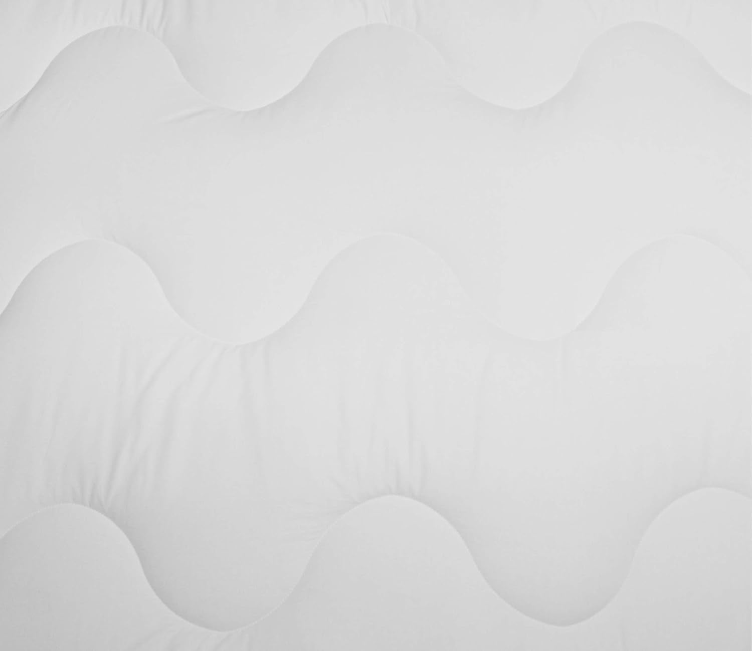 Kołdra Soft Flex, poliester, biała, 240 X 260 cm Kołdry i kołdry Naty Shop