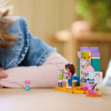 LEGO 4+ Domek dla lalek Gabby – zabawny domek dla lalek z pudełkiem dla dzieci, zestaw do odgrywania ról, zestaw do kreatywnego rękodzieła dla dziewcząt i chłopców w wieku od 4 lat, model domku dla lalek 10795 Zestawy do budowania Szukaj sklepu LEGO