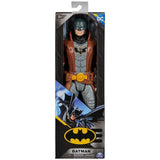 DC Comics Batman Figurka o wysokości 30 cm W pełni ruchoma, zapewniająca ekscytujące przygody i pełne akcji akrobacje Zabawka dla dzieci w wieku od 3 lat i więcej Figurki Naty Shop
