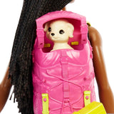 Podwójna lalka Barbie HDF74! Brooklyn Camping Doll (Brunetka z plecionymi warkoczami, ok. 29 cm) ze szczeniakiem, plecakiem, śpiworem, 10 akcesoriami kempingowymi, prezentem dla dzieci w wieku 3 lat i starszych