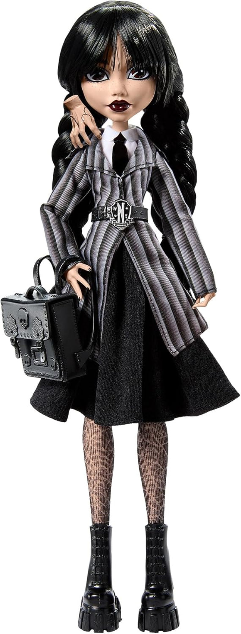 Monster High Wednesday Puppe und Accessoires, Wednesday Addams Sammelfigur in Nevermore Academy Uniform z Eiskaltem Händchen i Rucksack, Puppenständer, HXJ04