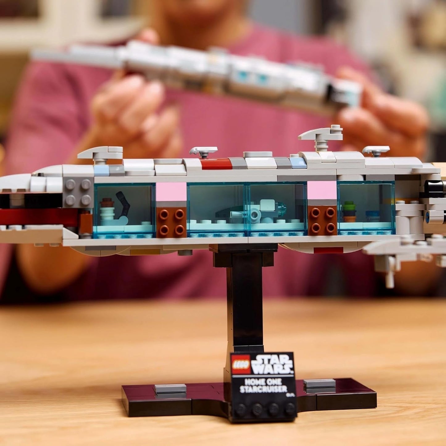 LEGO Star Wars 75405 Home One Starcruiser z Powrotu Jedi - Model statku kosmicznego - Zestaw fantasy i kolekcjonerski do zbudowania i wystawienia - Prezent dla dorosłych i nastolatków Zestawy do budowania Besuche den LEGO-Store