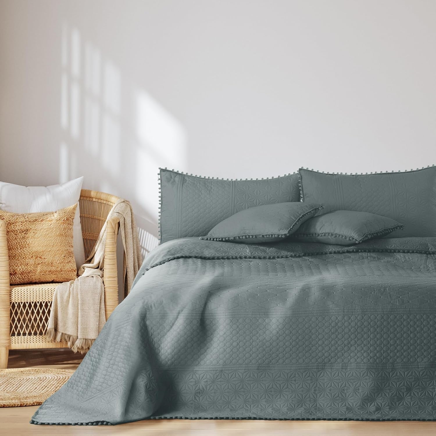 Ameliahome Narzuta z pomponami 220X240 cm Narzuta dwustronna Pikowanie ultradźwiękowe Poliester Meadore Szary Łóżka i koce Besuche den AmeliaHome-Store Meadore szary 220X240 cm