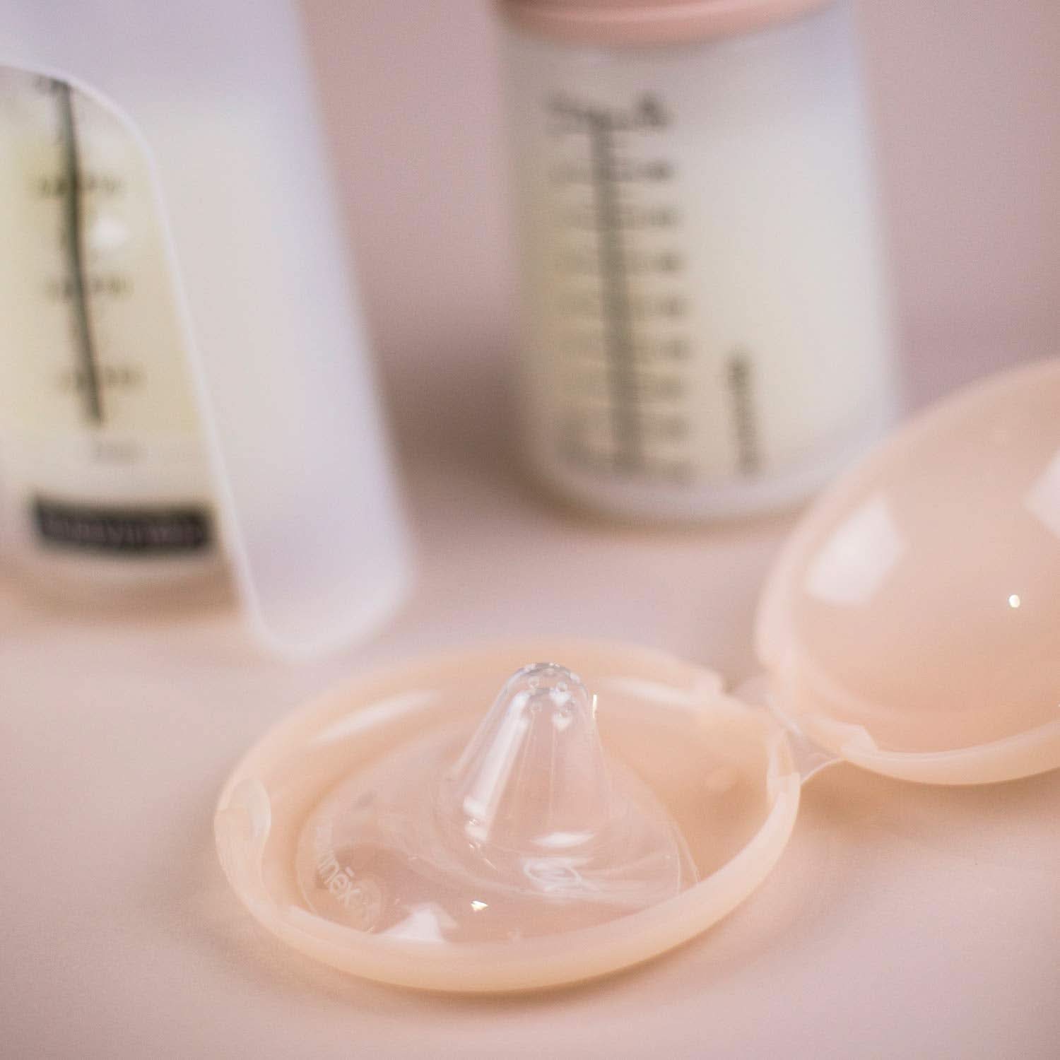 Suavinex Brustpolster Aus Silikon, Größe S, 2 Stück Akcesoria Żywność i karmienie piersią Sklep Bebe Naty