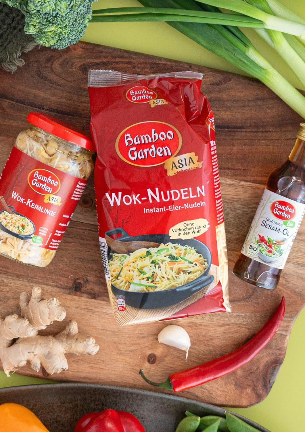 Ogród Bambusowy - Makaron Wok | Makaron błyskawiczny z jajkiem | Wymieszaj, nie jest wymagane wstępne gotowanie | Do azjatyckich dań z woka | 250 g w worku