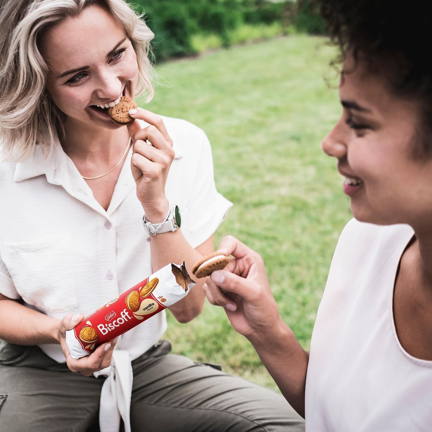 Lotos Biscoff | Pakiet odmian podwójnych ciastek | 3 odmiany | 2 pakiety na odmianę | 15 podwójnych ciastek w opakowaniu | Składniki pochodzenia naturalnego | Bez barwników | 6x150g | 900g