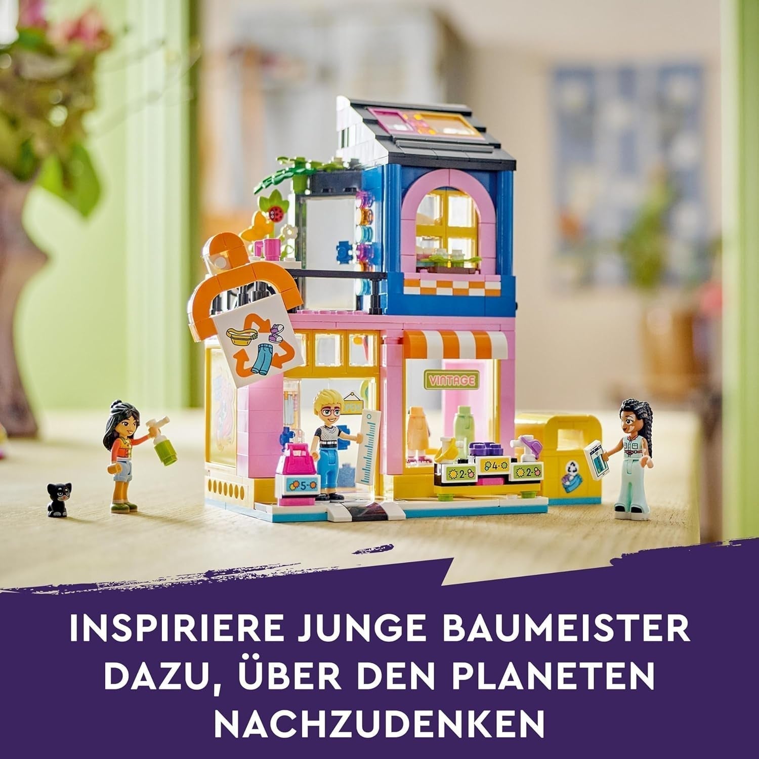 LEGO Friends Zestaw do budowania sklepu z modą vintage dla dzieci ze sklepem z zabawkami, figurkami i kotem, model do odgrywania ról zapewniający rozwój społeczno-emocjonalny, prezent dla 6-letnich dziewcząt i chłopców 42614 Zestawy do budowania Besuche den LEGO-Store