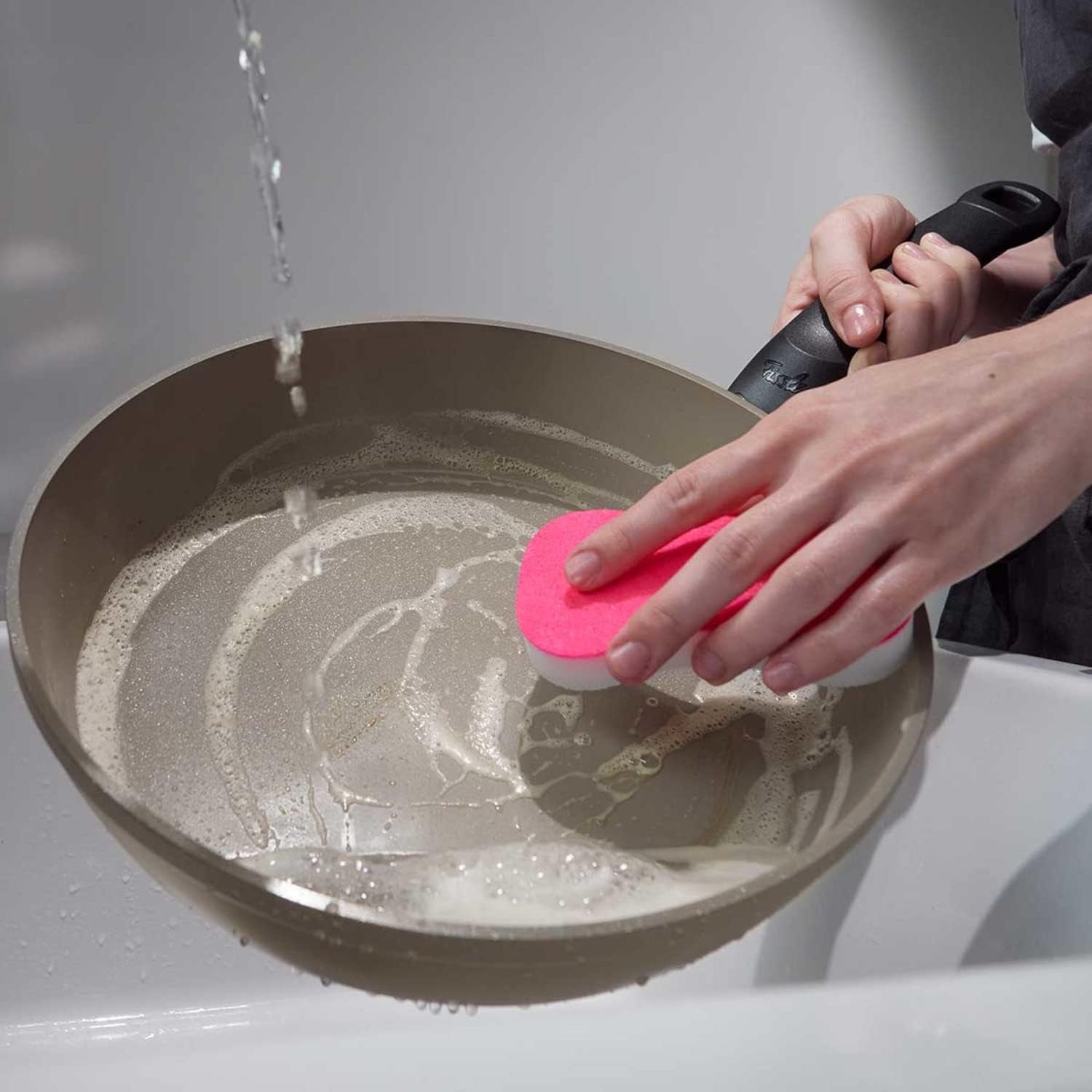Fissler Ceratal Comfort, patelnia ceramiczna z powłoką nieprzywierającą - garnki i patelnie indukcyjne Naty Shop